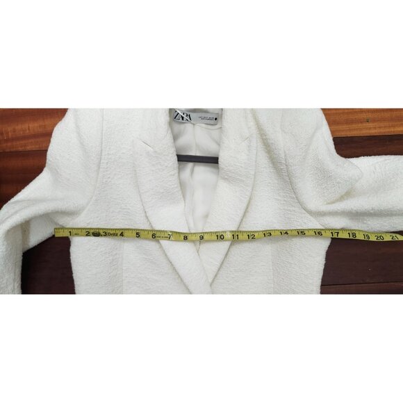 ZARA White Bouclé Double Breasted Blazer Gold Buttons Textured Jacket Women’s S - Picture 12 of 16